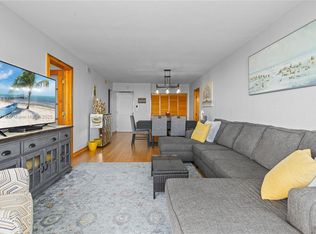 3675 N Country Club Dr APT 2404, Aventura, FL 33180