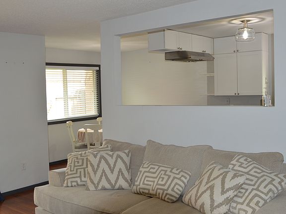 5th image of 20 Arroyo Ln APT A