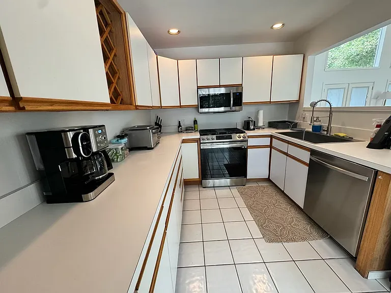 Woodpink Dr — Photo 3