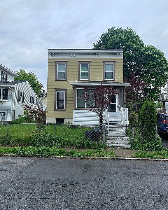 1st image of 1540 4th St