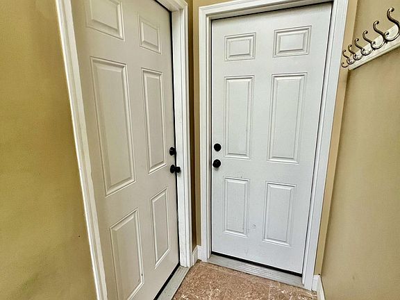 2nd image of 2119 W Belmont Ave #1