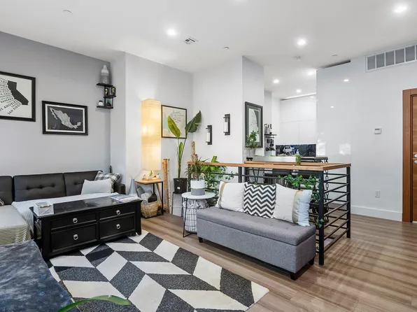 25-63 38th Street image 2 of 10