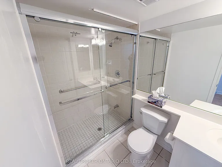70 Town Centre Ct #511 — Photo 11
