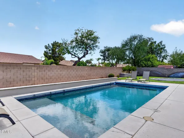 902 N OXFORD Lane, Chandler, AZ 85225