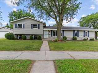 1022 Redwood St, West Bend, WI 53095
