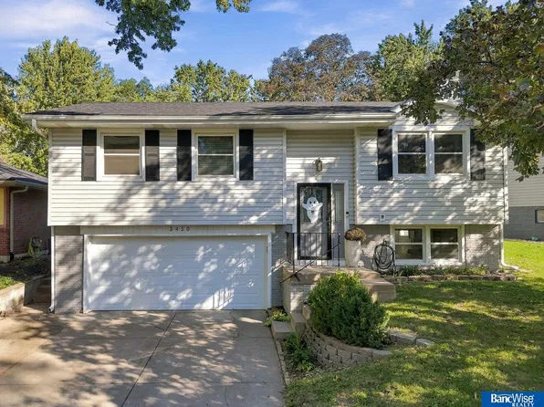 5450 Covey Ct, Lincoln, NE 68516