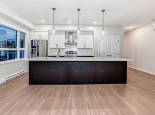 80 Carrington Way NW #404, Calgary, AB T3P0Z1