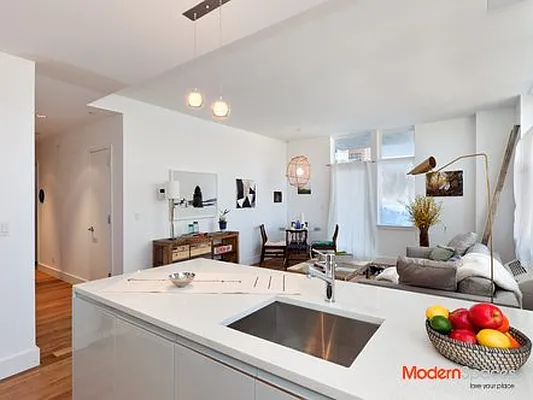Rented by Modern Spaces | media 29