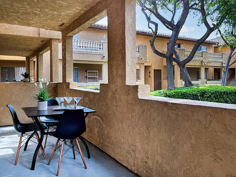 La Jolla Nobel — Photo 21