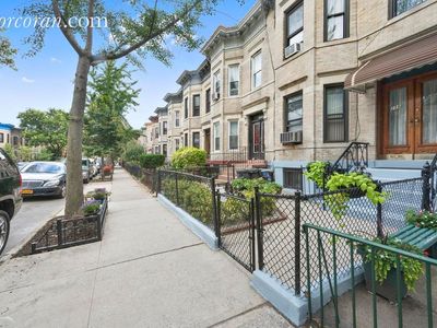 256 Midwood St, Brooklyn, NY, 11225