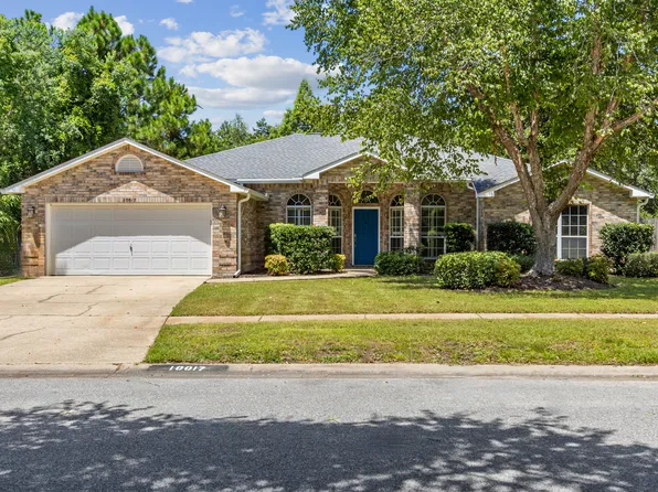 10017 Calle De Palencia, Navarre, FL 32566