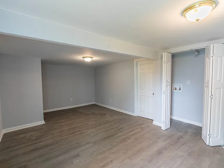 326 Maple St #B — Photo 4