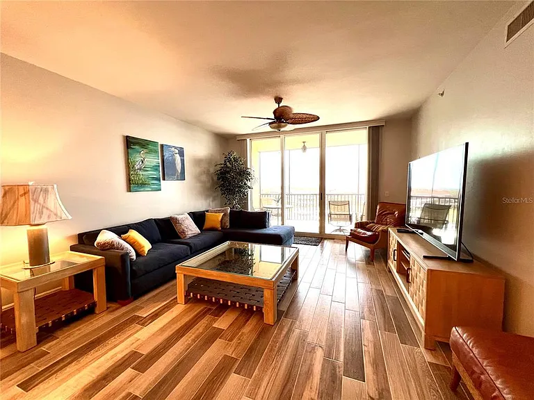 3313 Sunset Key Cir #404 — Photo 11