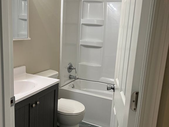 5th image of 3543 Revere Ct