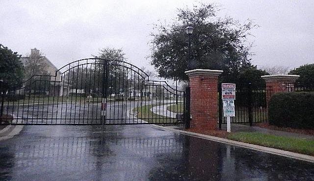 1st image of 11209 Castlemain Cir N