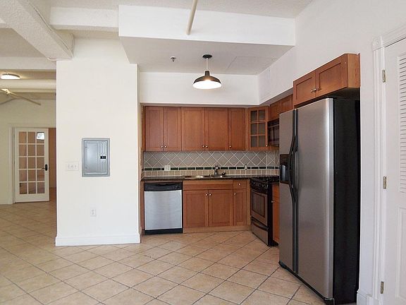 5th image of 300 Communipaw Ave APT 19