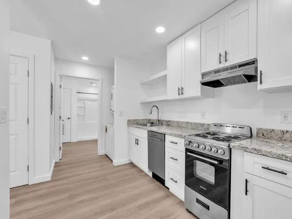 1230 E St #C, Sacramento, CA 95814