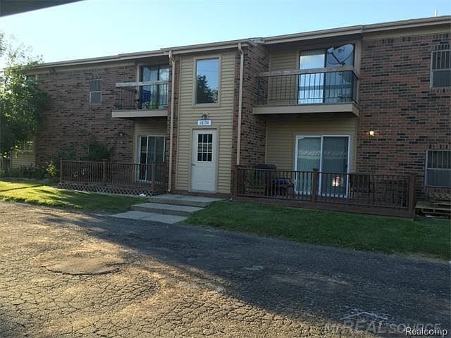 1st image of 16150 Clarkson Dr