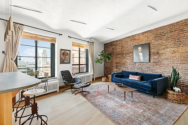 Sold by Compass | media 2