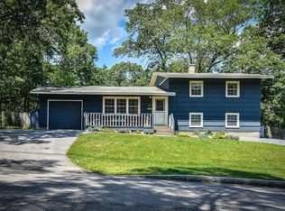 21 Pamela Rd, Framingham, MA 01701