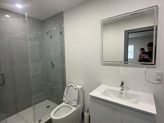 5th image of 8020 NW 36th Pl #1