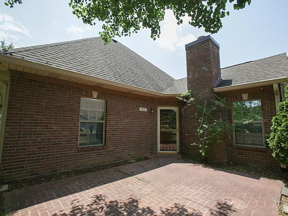 5th image of 3012 Graystone Manor Pkwy