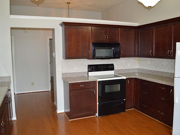 5th image of 4995 Lord Alfred Ct