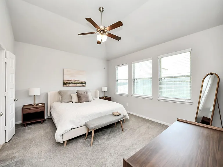 2819 Painted Sunrise Trl — Photo 28