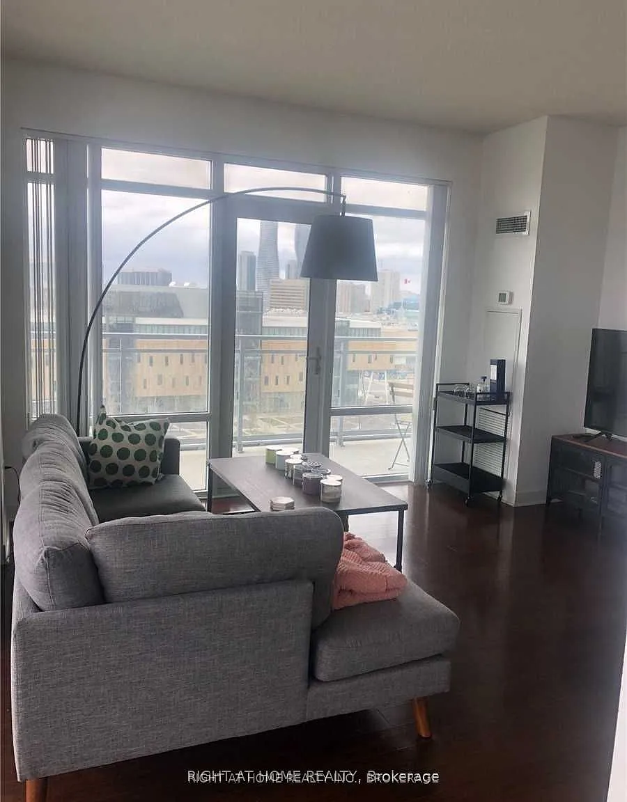 2 bed, $2,450 — Photo 4