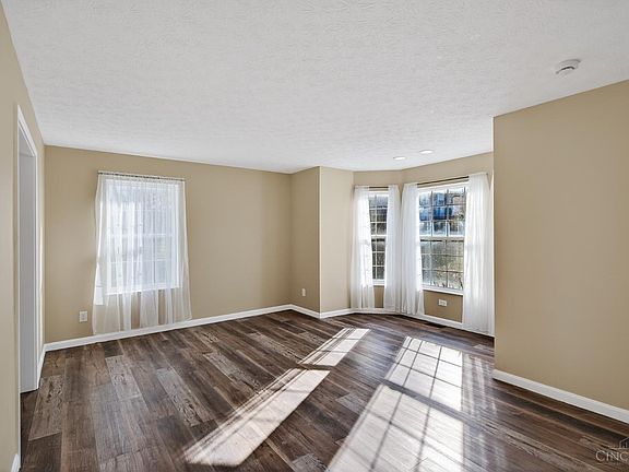 3rd image of 22575 Soapstone Dr