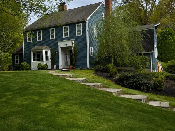 40 Echo Valley Road, Newtown, CT 06470