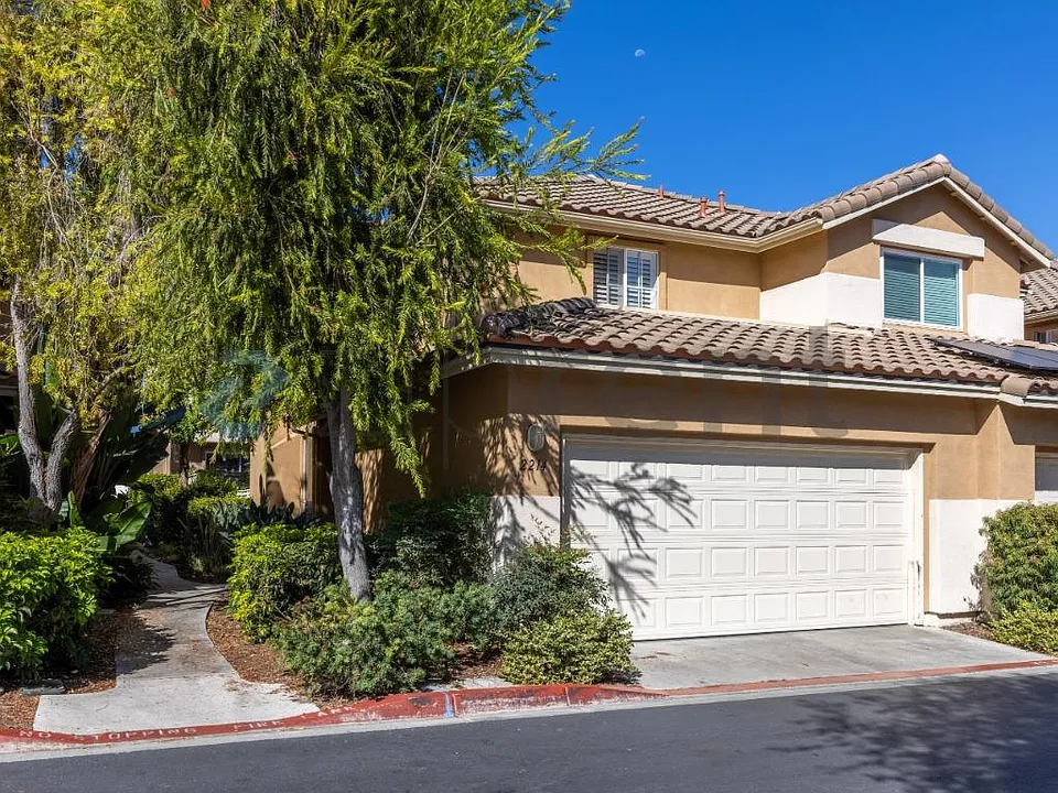 2214 Lago Ventana