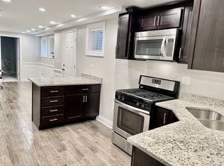 3659 W Belle Plaine Ave #3, Chicago, IL 60618