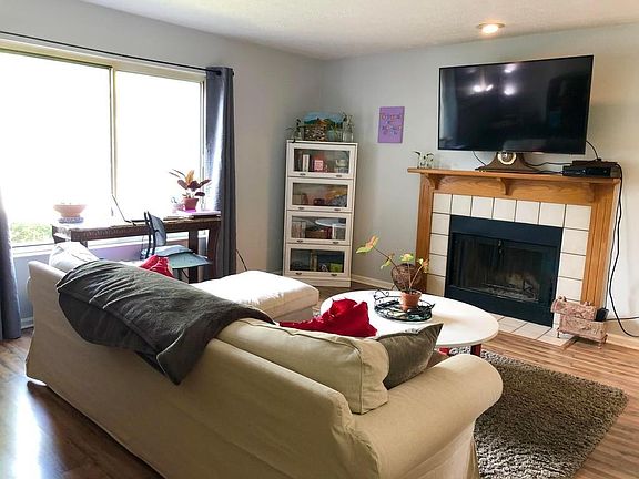 4th image of 6891 Muirfield Dr #6891