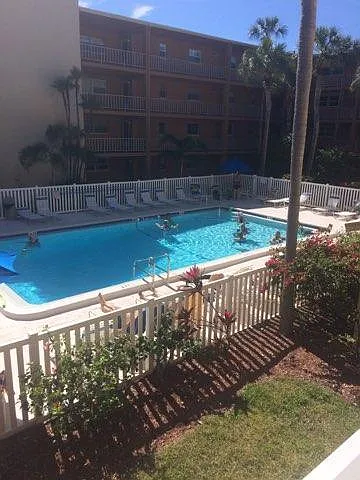 12760 Indian Rocks Rd — Photo 15