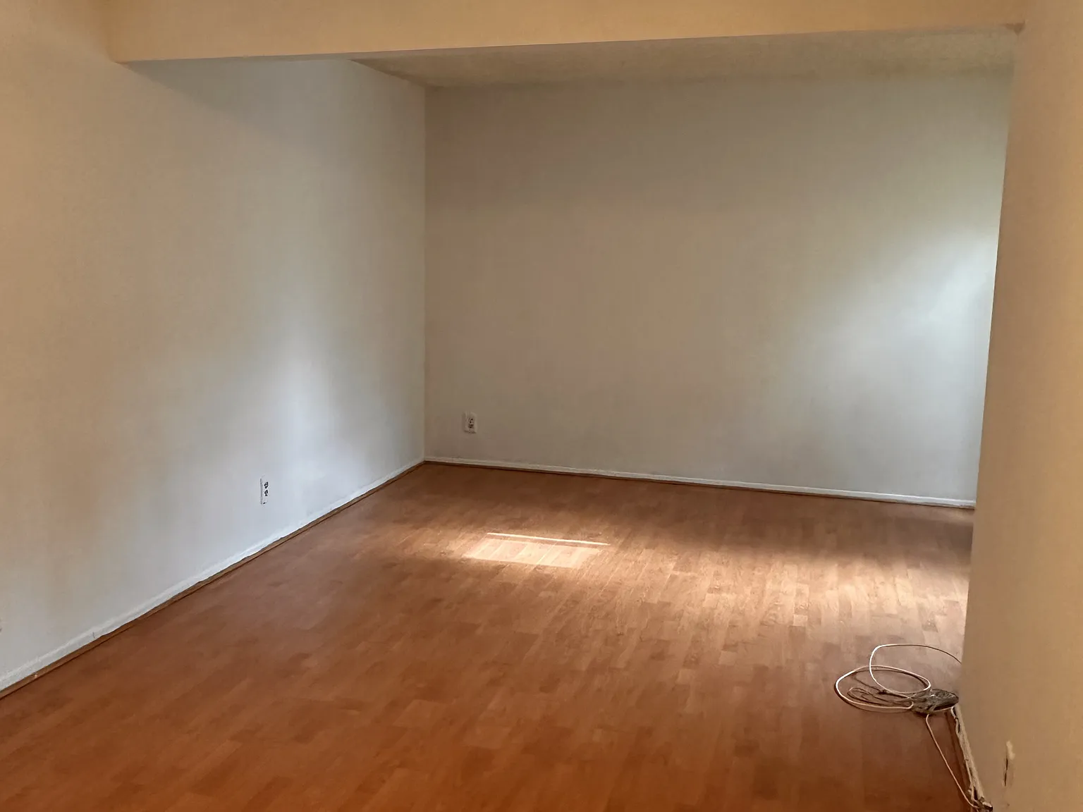 3 bed, 1404 sqft, $1,400 — Photo 3