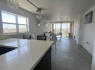 1750 NE 191st St APT 623, Miami, FL 33179