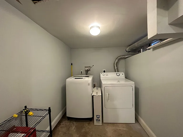 305 S Ann St — Photo 26