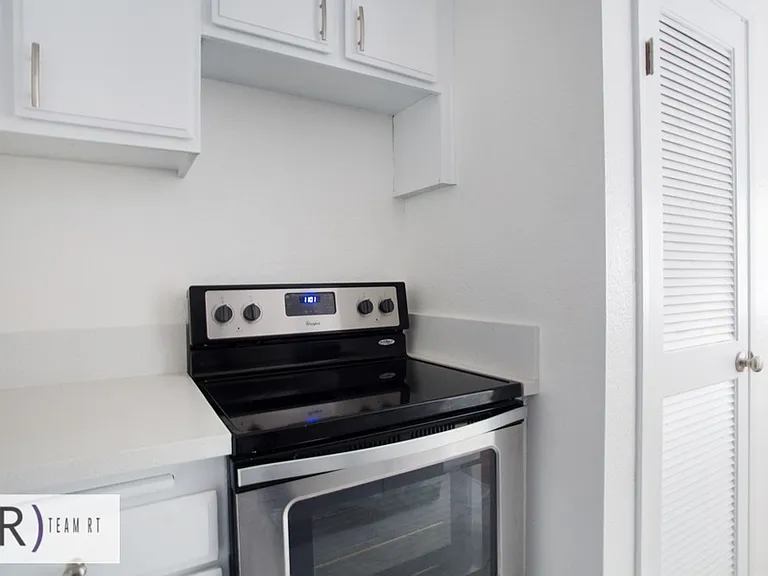 22832 Hilton Head Dr #104 — Photo 16