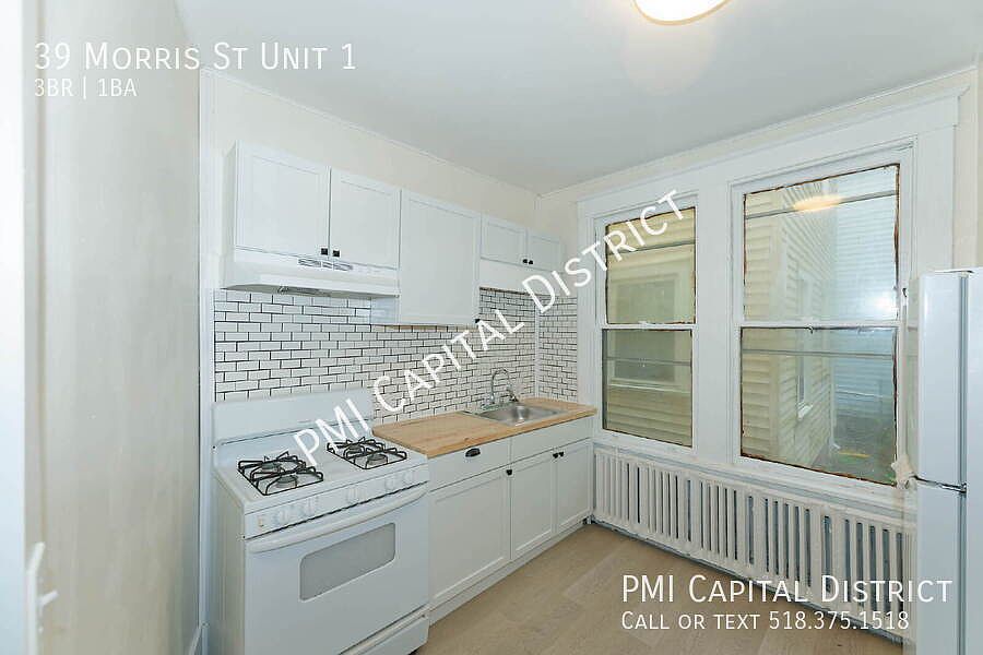 1st image of 39 Morris St Unit 1