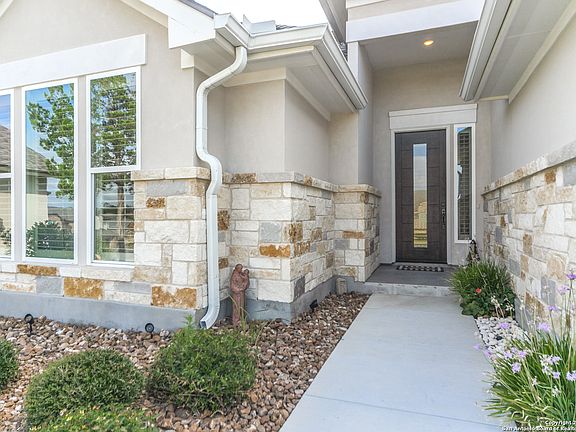 2nd image of 8 CANARIO LN