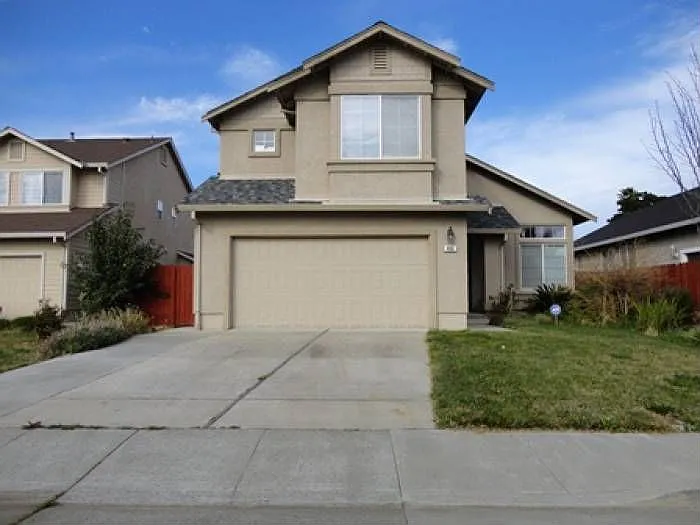 466 Somerville Cir photo 1