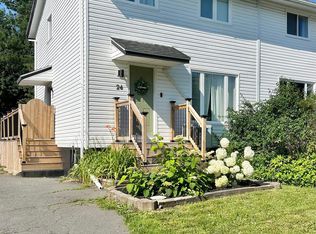 26 Lynnville Dr, Halifax, NS B4C 2H8