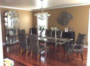 24 Rachael Ln, Monroe Township, NJ 08831