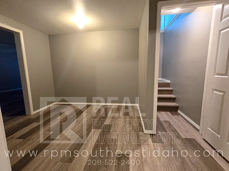 2803 E Chasewood Dr — Photo 26