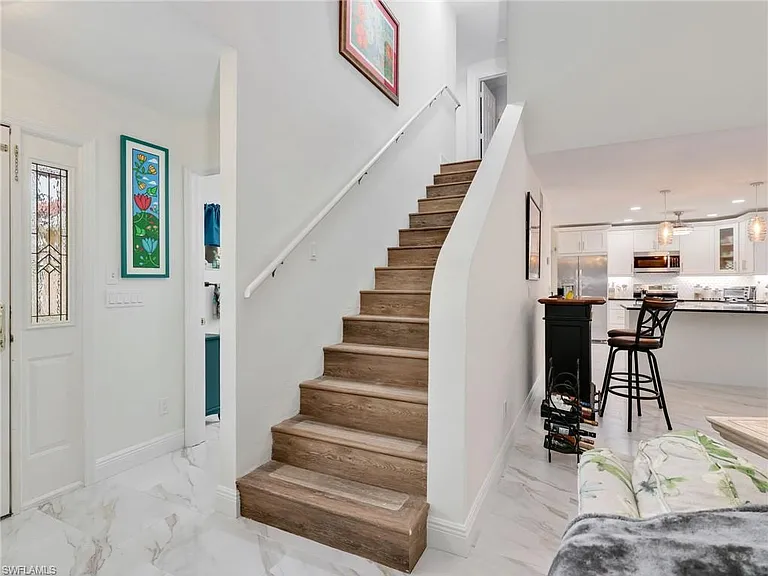 1256 Naples Lake Dr — Photo 25