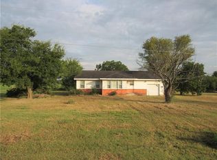1207 Leroy Pkwy, Elm Mott, TX 76640