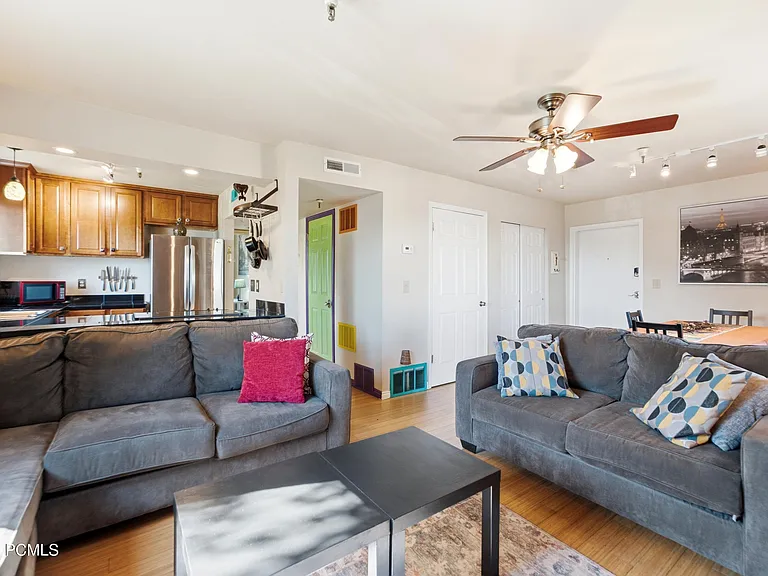 1650 Iron Horse Loop Rd #H5 — Photo 6
