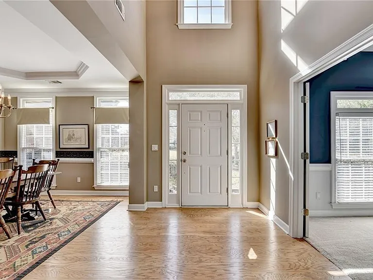 355 Laurel Oak Dr — Photo 2