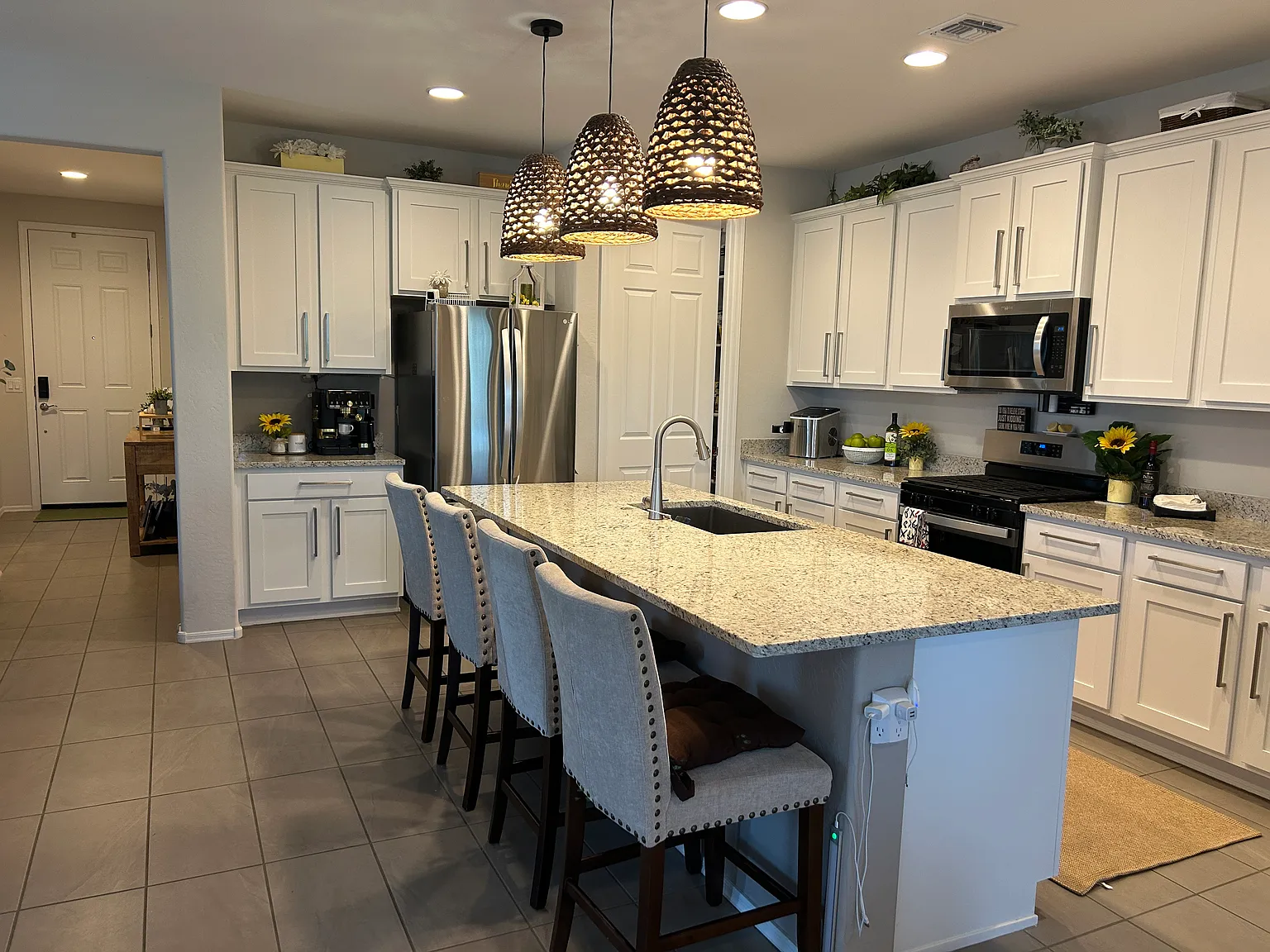 2 bed, 1530 sqft, $2,775 — Photo 3